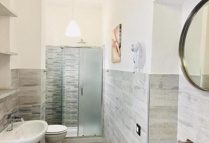 غرفة قياسية ثلاثية, Villa Scilla E Cariddi