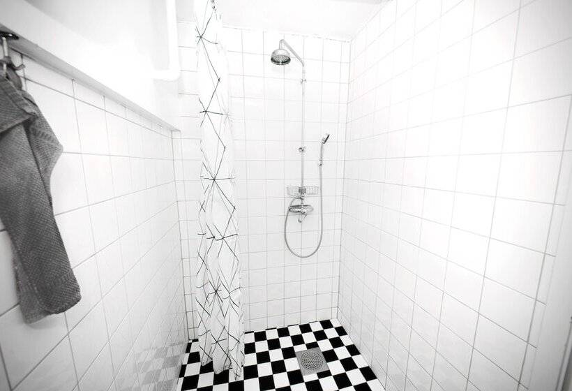 스탠다드 룸 공동 욕실, City Backpackers Hostel