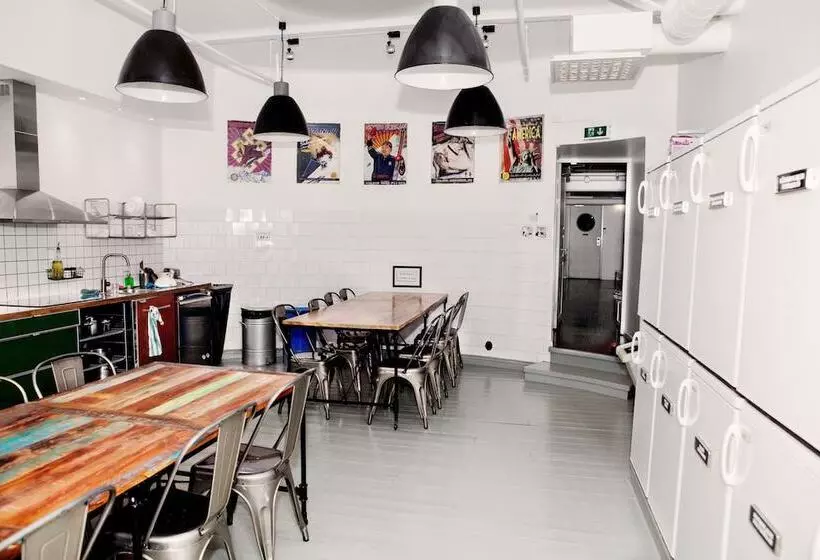 اتاق استاندارد, City Backpackers Hostel