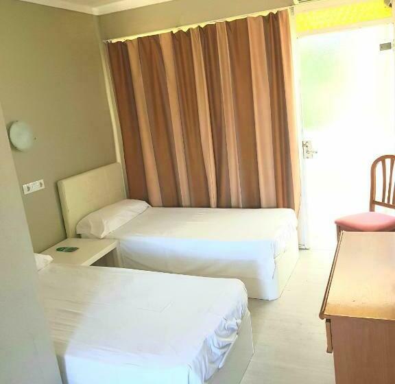 스탠다드 룸, Hostal Alce