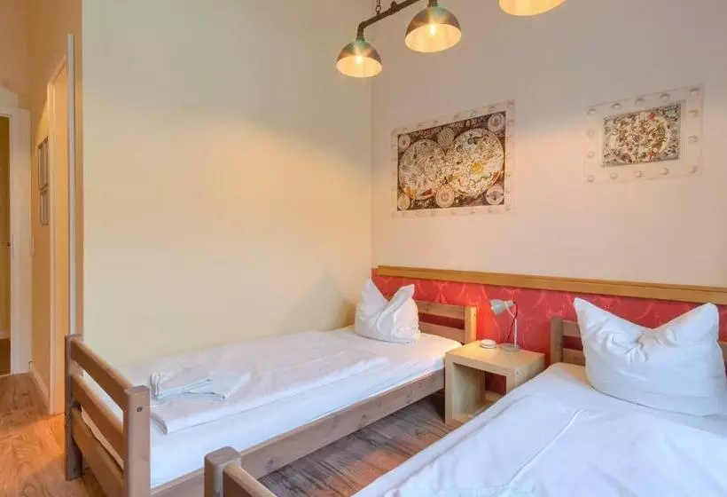 اتاق استاندارد, Hostel Mondpalast
