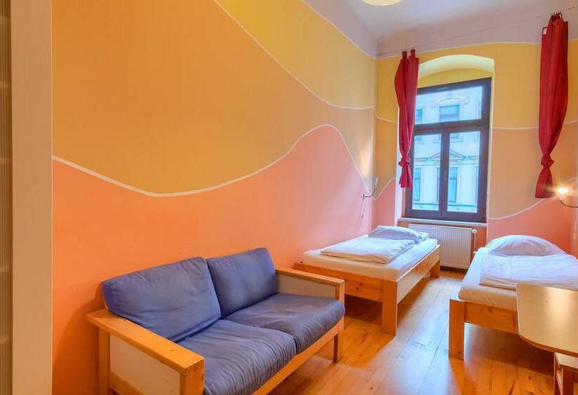 스탠다드 룸 공동 욕실, Hostel Mondpalast