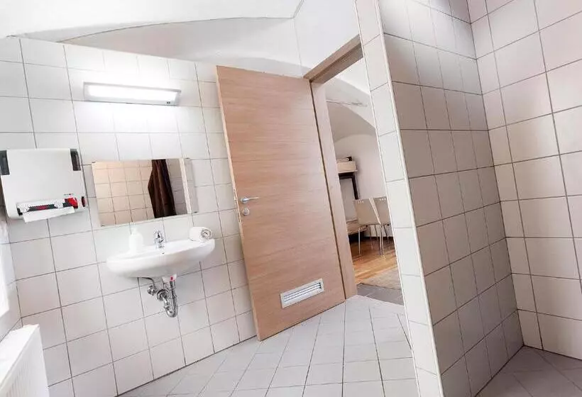 اتاق استاندارد چهار تخته, Hostel Situla