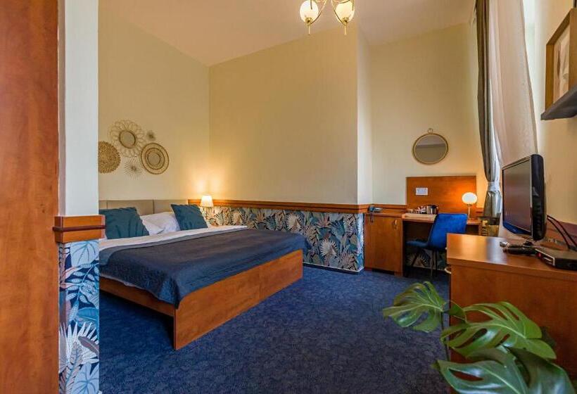 اتاق استاندارد, Arcus Garden