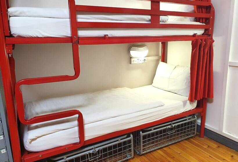 共用房间的床, Galway City Hostel   Solo Traveller Hostel