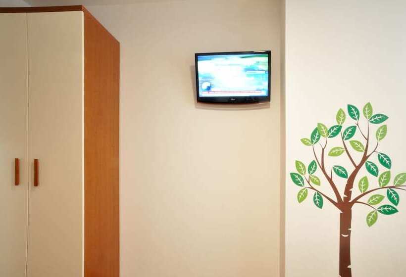 Pokój Standard Jednoosobowy, Mezzaluna