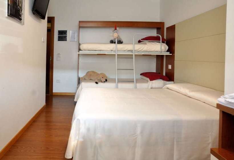 Pokój Rodzinny, Mezzaluna