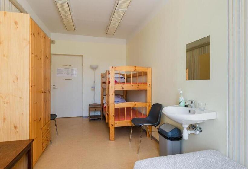 تختخواب در اتاق مشترک, Kuressaare Central Hostel