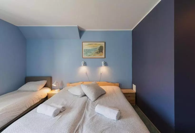 اتاق استاندارد چهار تخته, Kuressaare Central Hostel
