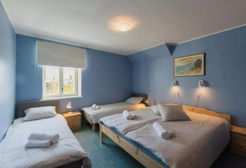 اتاق استاندارد چهار تخته, Kuressaare Central Hostel