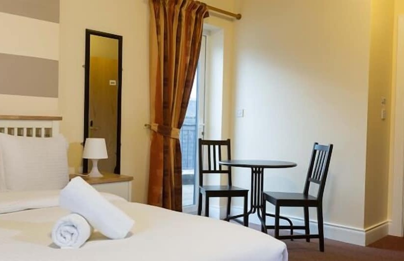 Номер Стандарт Трехместный, Rowan Tree Hostel