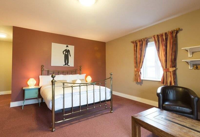 Номер Стандарт, Rowan Tree Hostel