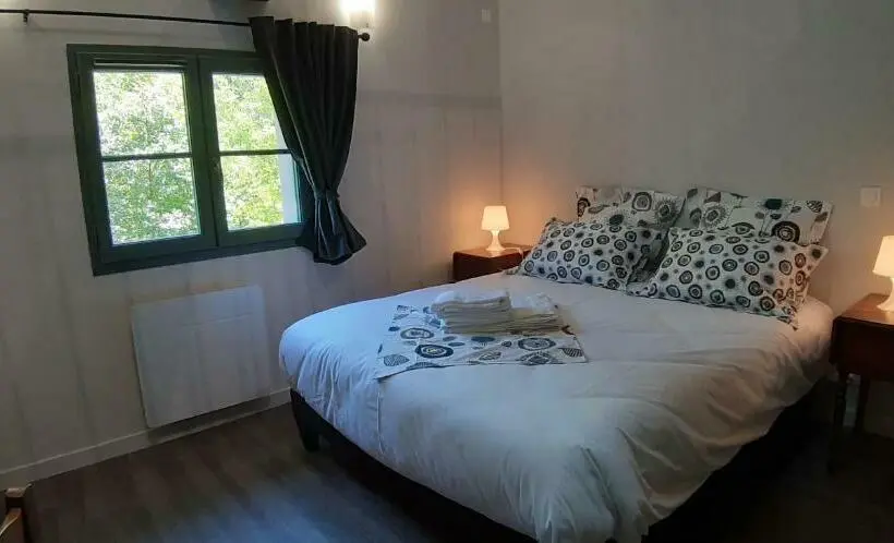 スタンダード４人部屋, Moulin De Parayre