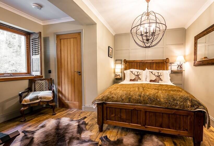 اتاق استاندارد, White Rose Tower