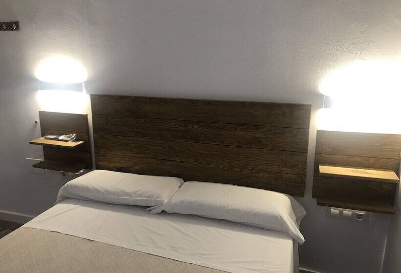 Номер Стандарт, La Estacion