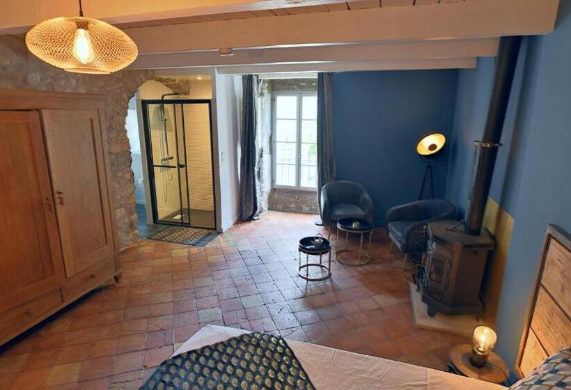 غرفة قياسية, Le Bruit De L Eau