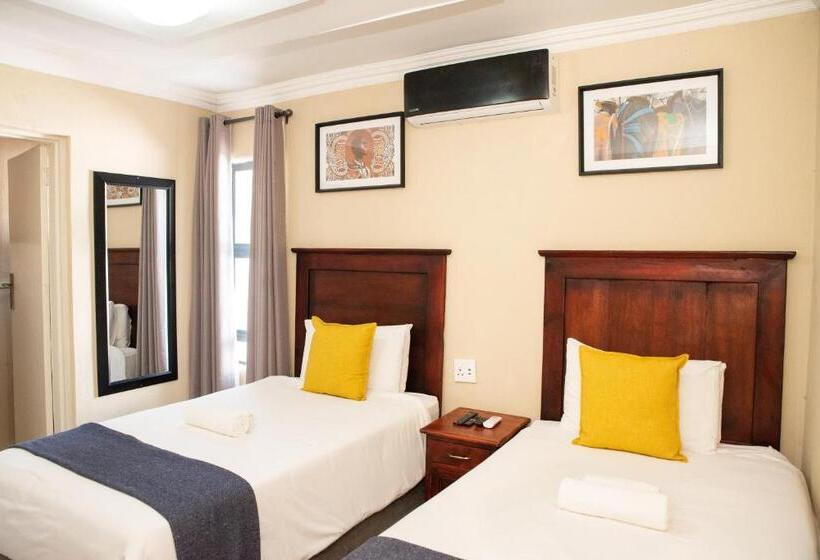 Quarto Estandar, M N M Guesthouse Polokwane Central
