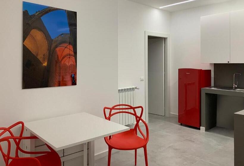 带大床的高级房间, Suite Del Ponte Normanno Vespro