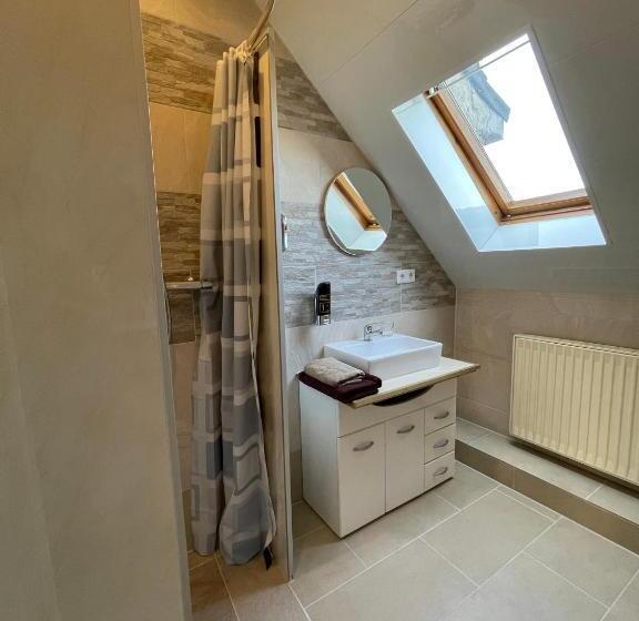 חדר סטנדרט יחיד, Pension Cao Lai