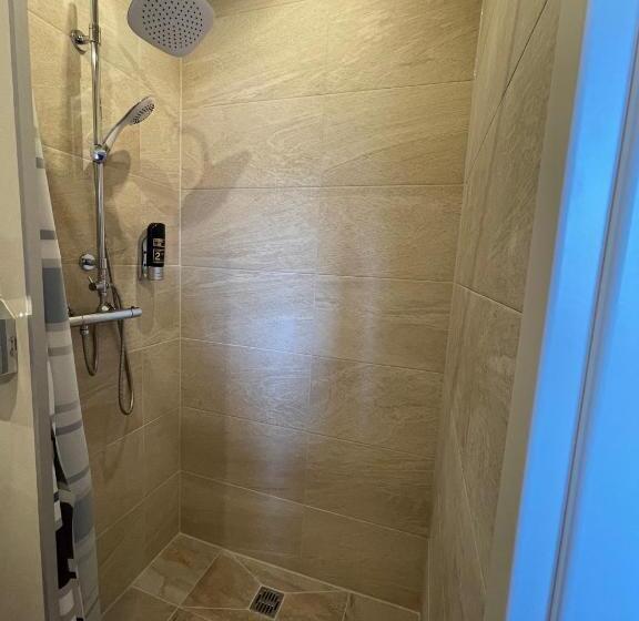 חדר סטנדרט יחיד, Pension Cao Lai