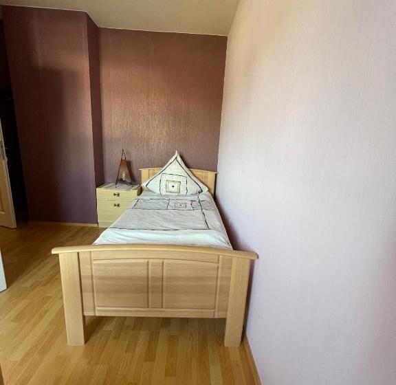 חדר סטנדרט יחיד, Pension Cao Lai