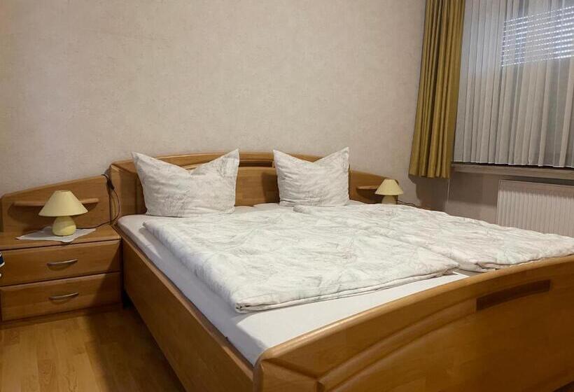 דירת חדר, Pension Cao Lai