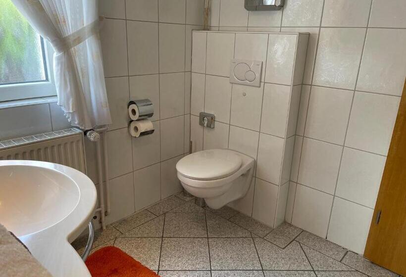 דירת חדר, Pension Cao Lai