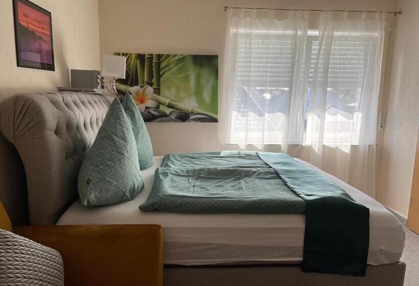 חדר דלוקס, Pension Cao Lai