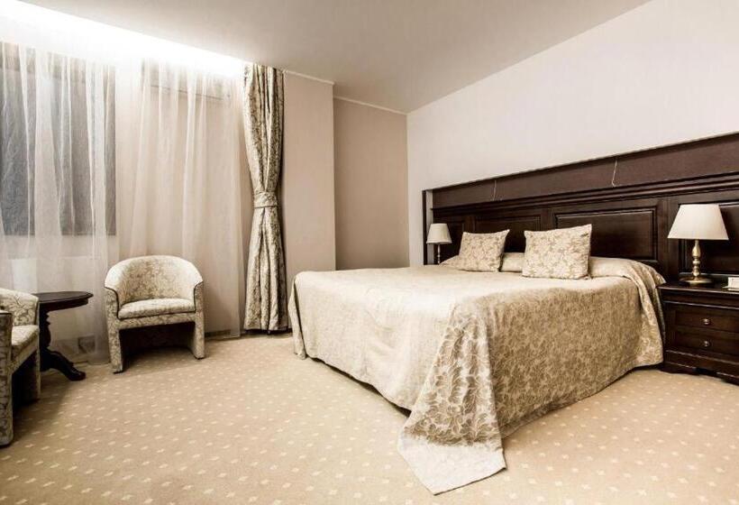 Апартаменты 2 Спальни, Alpin Resort Hotel Apartamentele 2403 2404 Proprietate Administrata De Gazda Privata