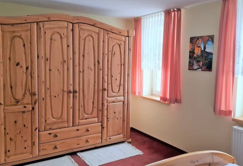 Апартаменты 1 Спальня, Pension Breitenborn
