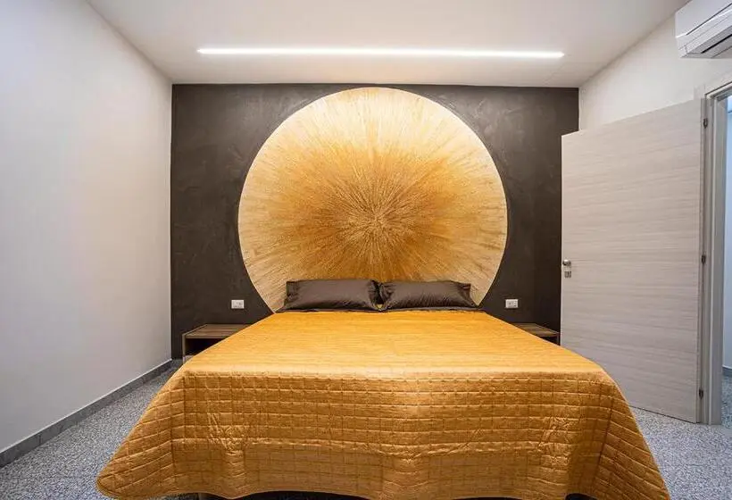 Standard room with outdoor bath, Mola’s Square House