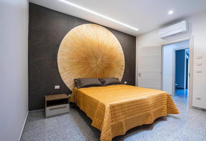 Standard room with outdoor bath, Mola’s Square House