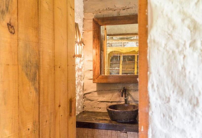 家庭洋房, Vila Do Junco