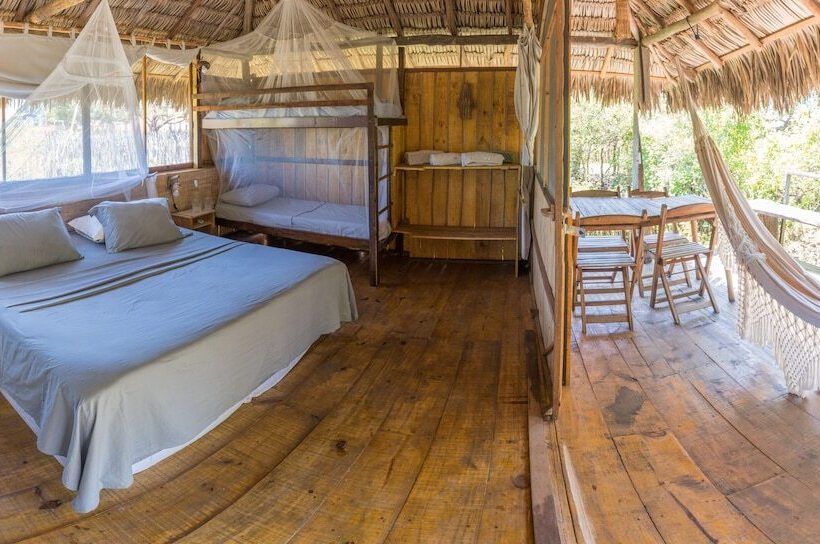 家庭洋房, Vila Do Junco