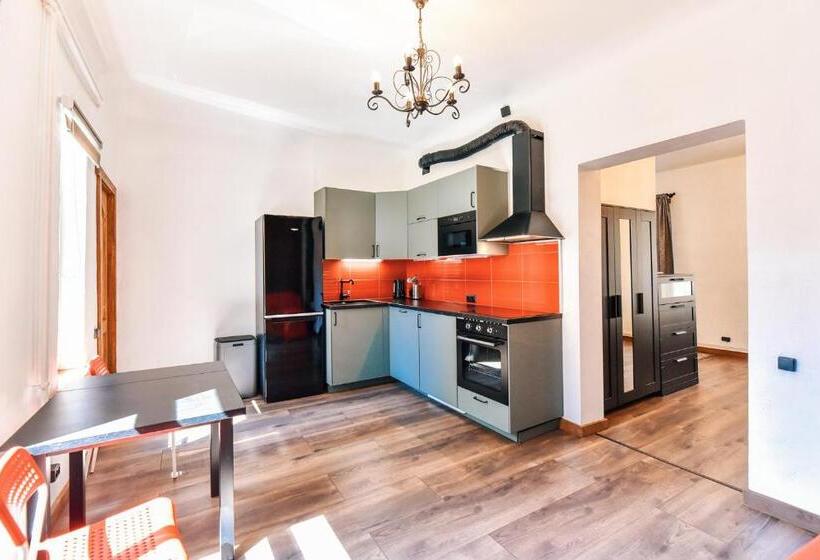 آپارتمان 1 خوابه, Villa Kurland