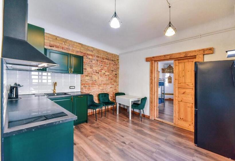 آپارتمان 1 خوابه, Villa Kurland