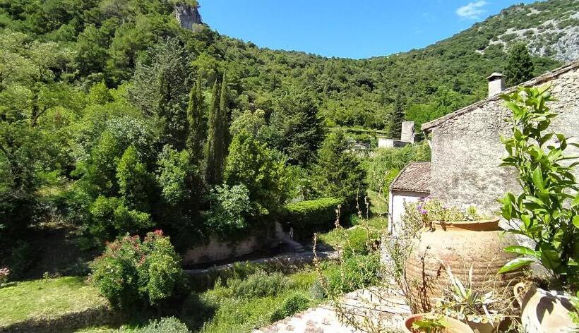 חדר סטנדרט, Au Bord Du Verdus