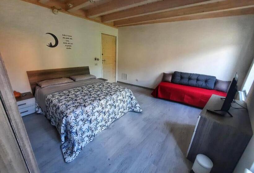 חדר משפחתי חדר אמבטיה משותף, Casa Tilde Guest House