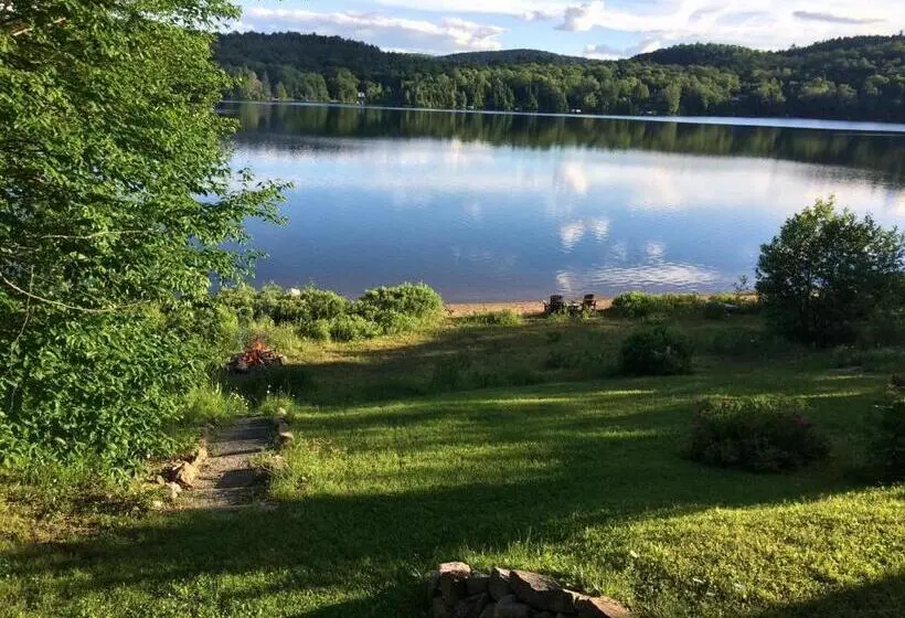 Suite with lake view, Le Lodge Du Lac