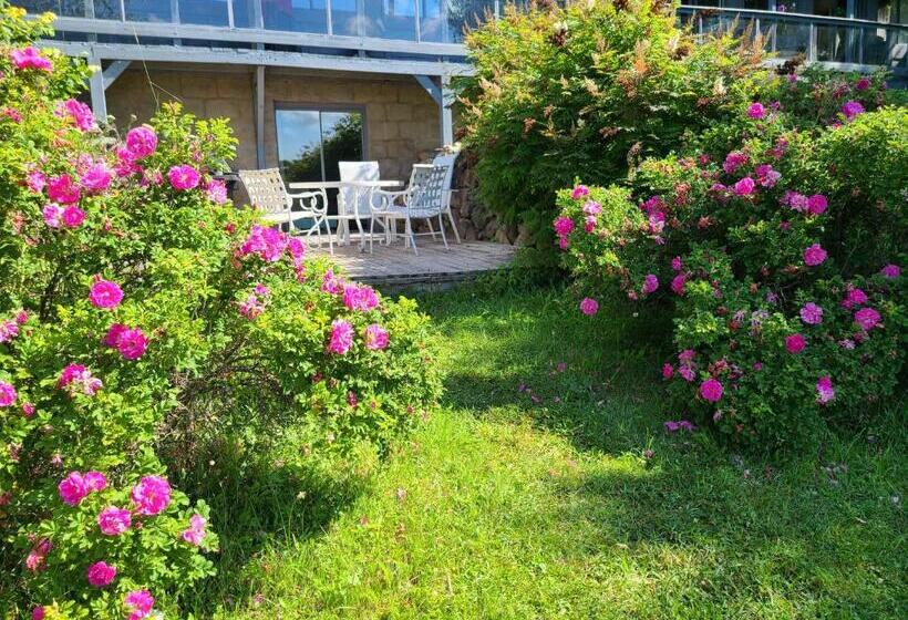 Suite with lake view, Le Lodge Du Lac