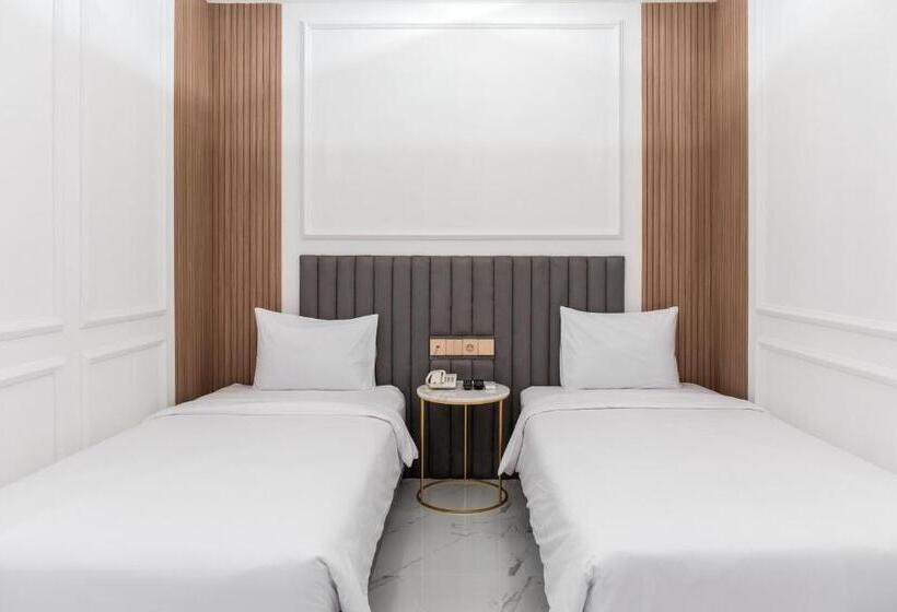 Номер Superior, Kala Hotel Semarang