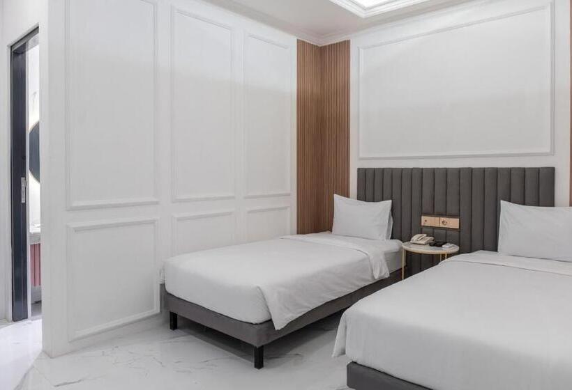 Номер Superior, Kala Hotel Semarang