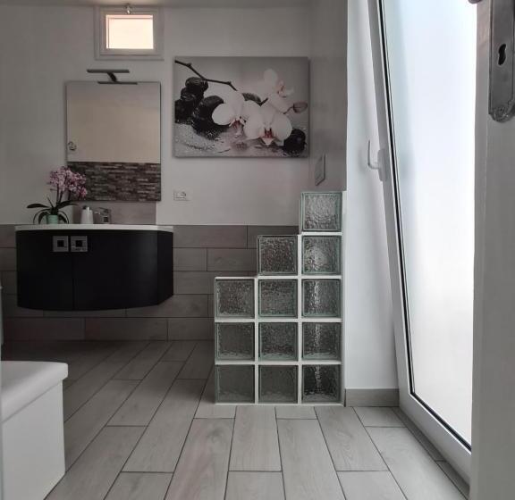 חדר סטנדרט עם ג'קוזי, Bed & Breakfast Dimora Felice