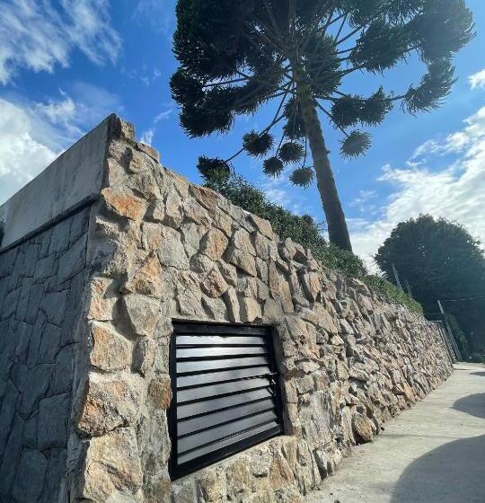 סוויטה נוף לגינה, Paz Na Montanha