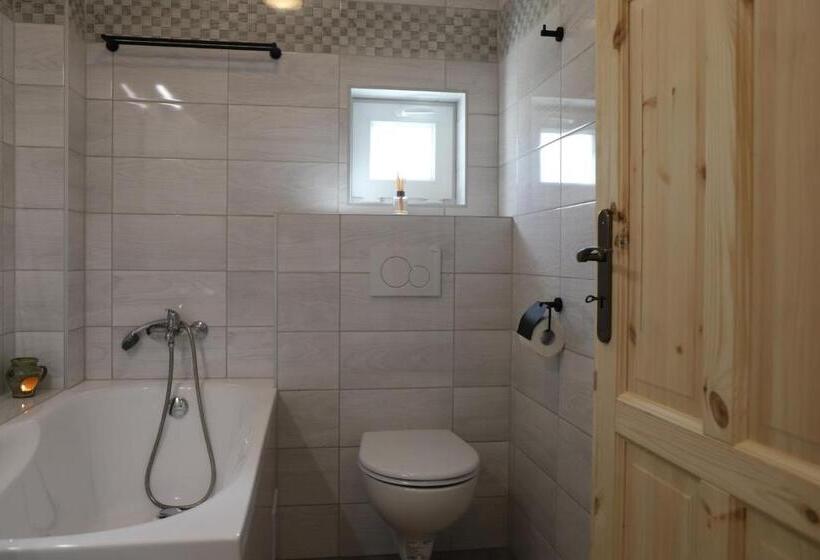 Номер Economy, Rezidencia Podhájska