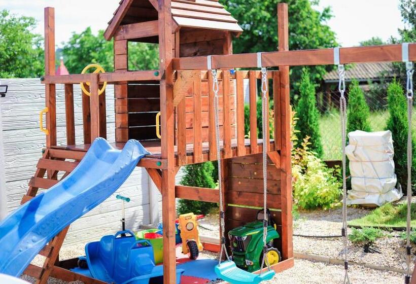 Семейный Номер, Rezidencia Podhájska