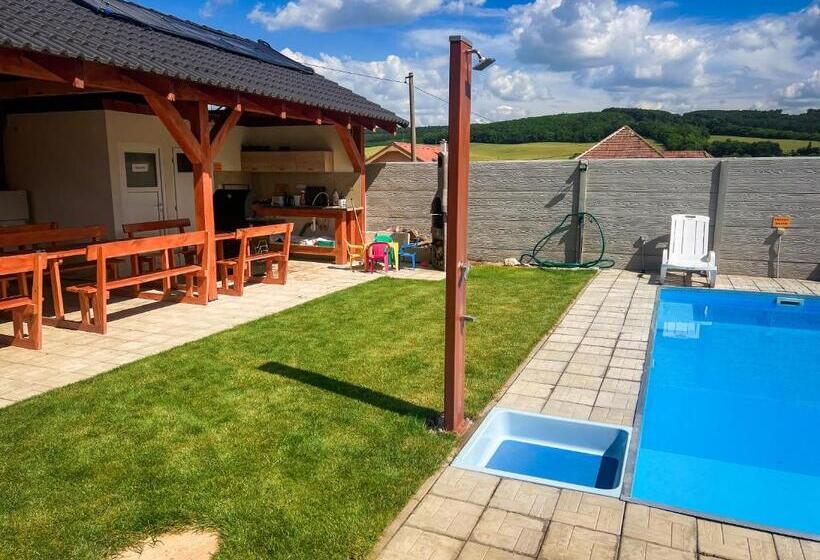 Апартаменты 1 Спальня с Балконом, Rezidencia Podhájska