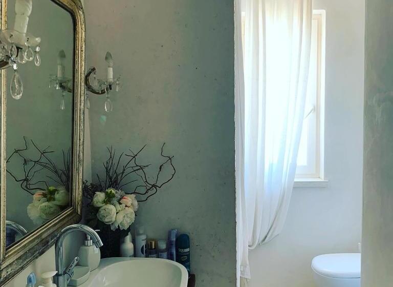 غرفة عائلية, B&b Donnamarta