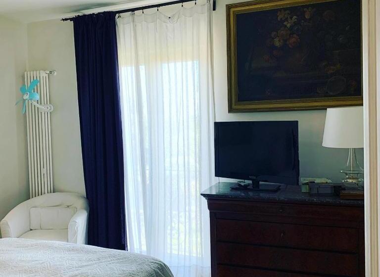 غرفة عائلية, B&b Donnamarta