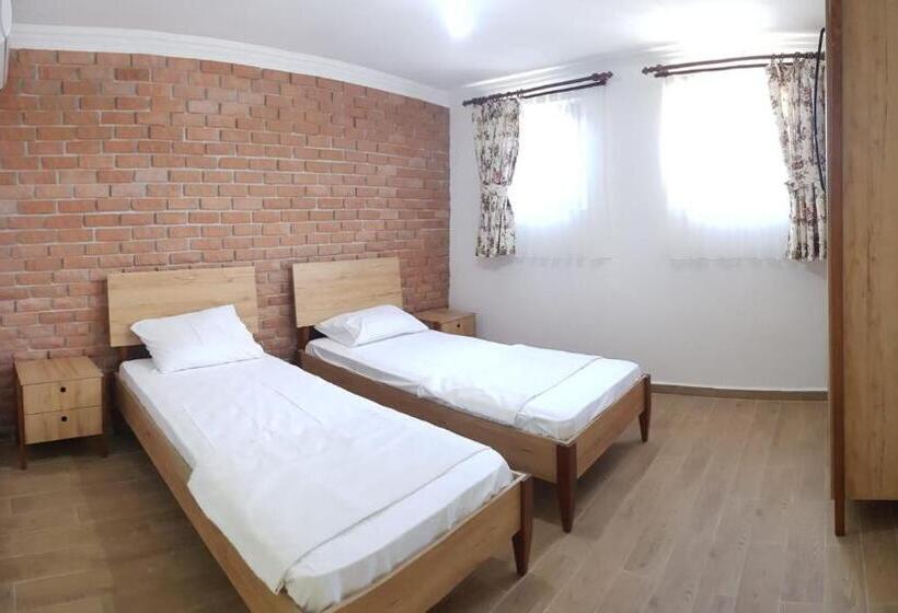 اتاق لوکس, Adayel Otel & Bağ Evi